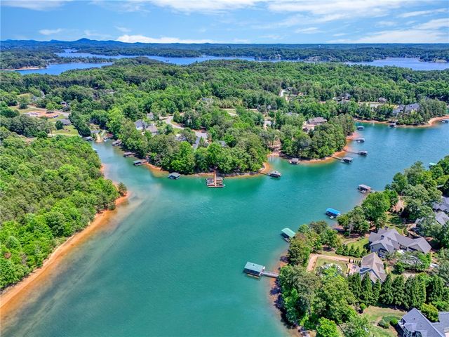 602 W Pine Court, Seneca, SC 29672
