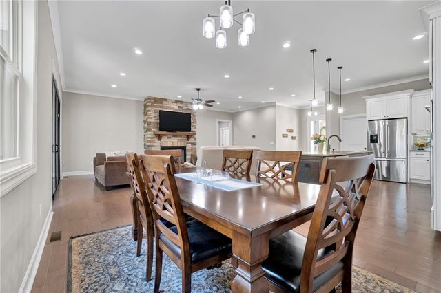 602 W Pine Court, Seneca, SC 29672