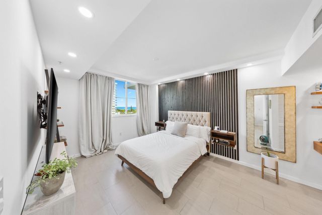 3020 NE 32nd Avenue 903, Fort Lauderdale, FL 33308