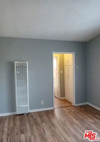 1124 W 117th Street, Los Angeles, CA 90044