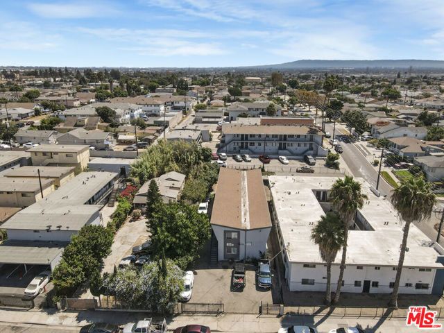 1124 W 117th Street, Los Angeles, CA 90044