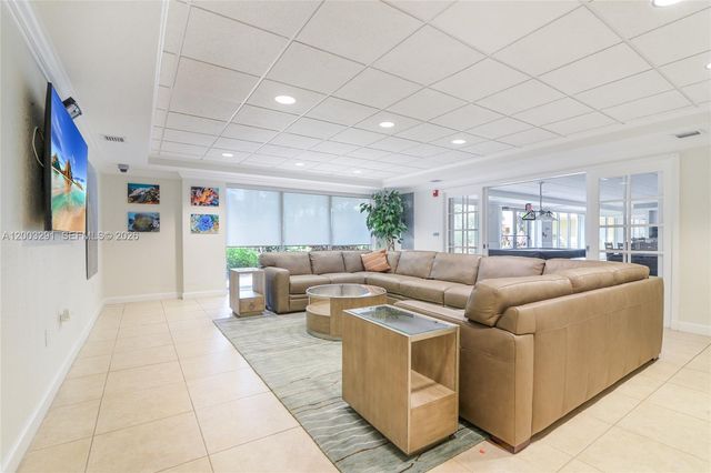 150 NE 15th Ave 235, Fort Lauderdale, FL 33301