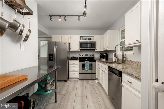 949 BUTTONWOOD TRL, Crownsville, MD 21032