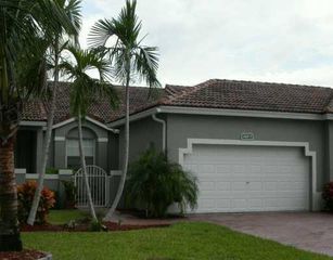 2401 E Aragon Boulevard 5, Sunrise, FL 33313