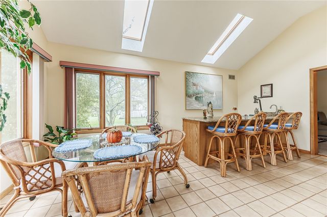 115 Queensland Drive, Gates, NY 14559