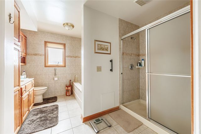 115 Queensland Drive, Gates, NY 14559