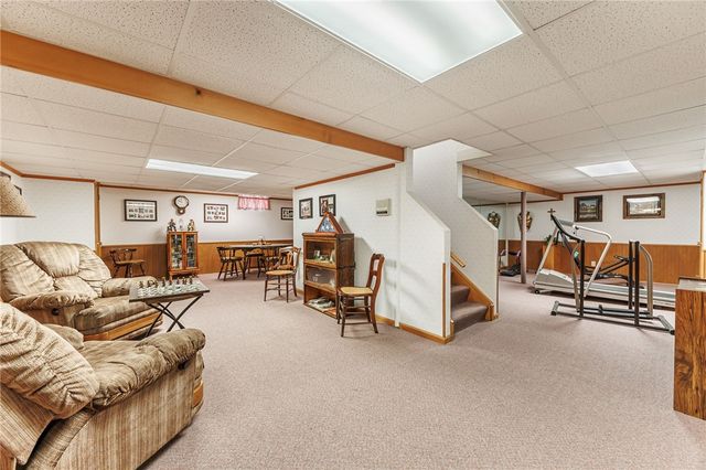 115 Queensland Drive, Gates, NY 14559