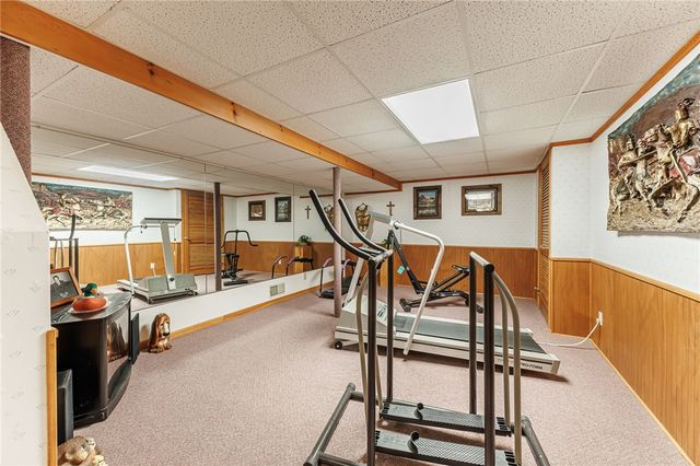 115 Queensland Drive, Gates, NY 14559