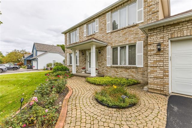 115 Queensland Drive, Gates, NY 14559