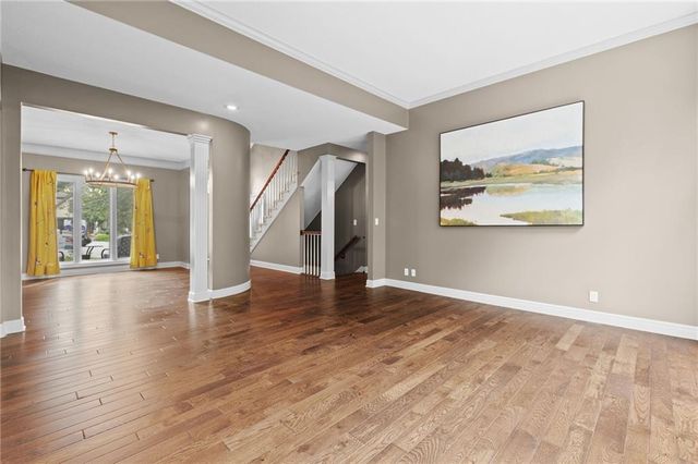 5812 MANOR Lane, Parkville, MO 64152