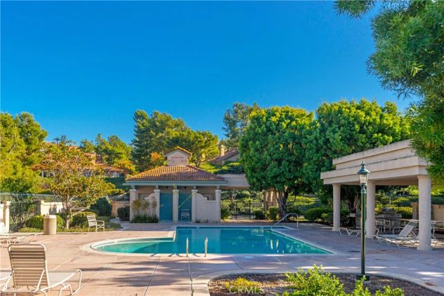 27196 Paseo Lomita, San Juan Capistrano, CA 92675
