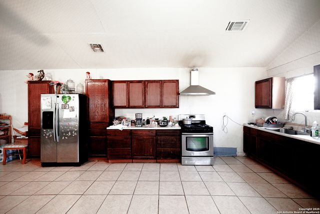365 OLD PLEASANTON RD, San Antonio, TX 78264
