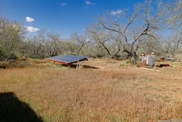 365 OLD PLEASANTON RD, San Antonio, TX 78264