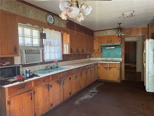 2851 Potter Drive, Mobile, AL 36606