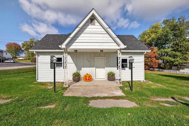 220 S 2nd Street, Ellettsville, IN 47429