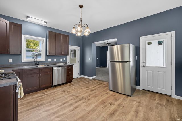 220 S 2nd Street, Ellettsville, IN 47429