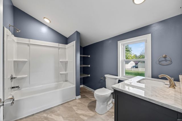 220 S 2nd Street, Ellettsville, IN 47429