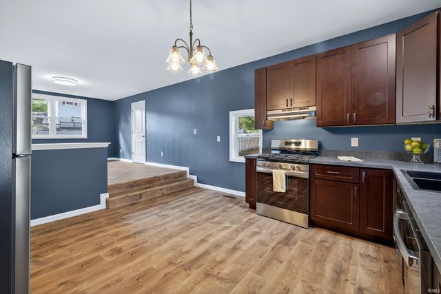 220 S 2nd Street, Ellettsville, IN 47429