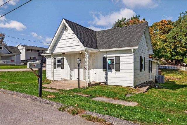 220 S 2nd Street, Ellettsville, IN 47429