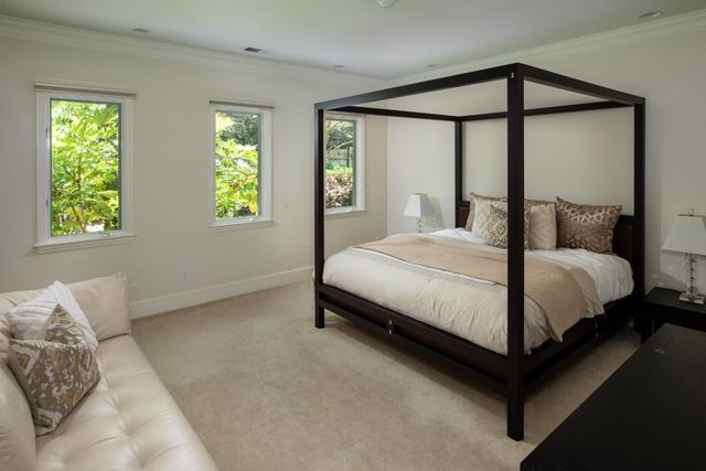 26990 Taaffe Road, Los Altos Hills, CA 94022