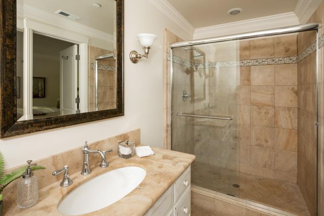 26990 Taaffe Road, Los Altos Hills, CA 94022