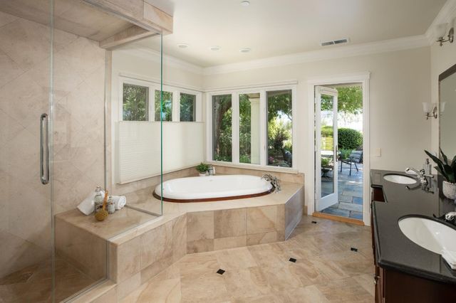 26990 Taaffe Road, Los Altos Hills, CA 94022