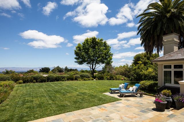 26990 Taaffe Road, Los Altos Hills, CA 94022