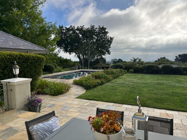 26990 Taaffe Road, Los Altos Hills, CA 94022