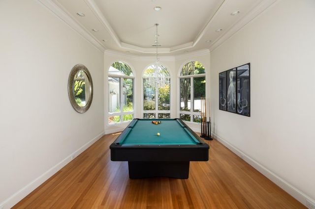 26990 Taaffe Road, Los Altos Hills, CA 94022