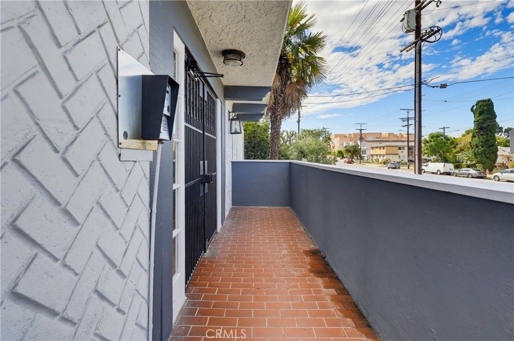12310 Burbank 13, Los Angeles, CA 91607 — photo 4
