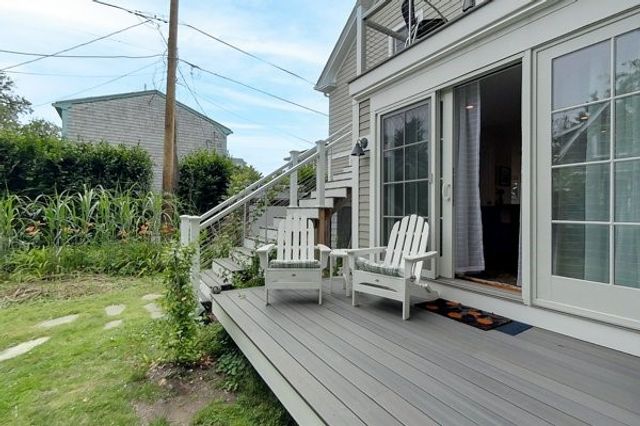 23 Warren Avenue 1, Middletown, RI 02842