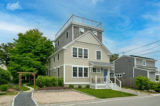 23 Warren Avenue 1, Middletown, RI 02842