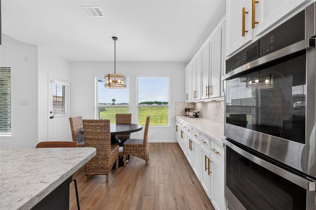 7703 Chacon Place, Mont Belvieu, TX 77523