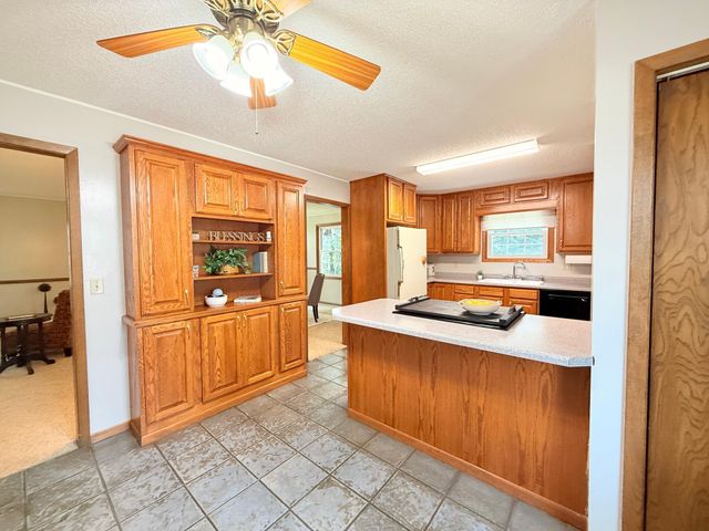 619 N 10th Street, Montevideo, MN 56265