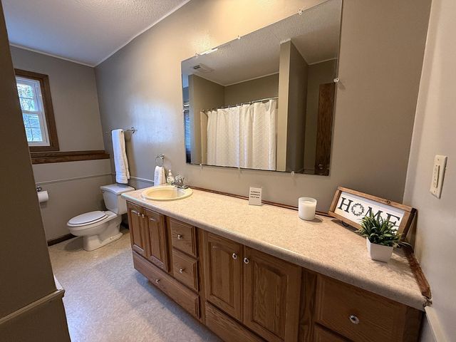 619 N 10th Street, Montevideo, MN 56265