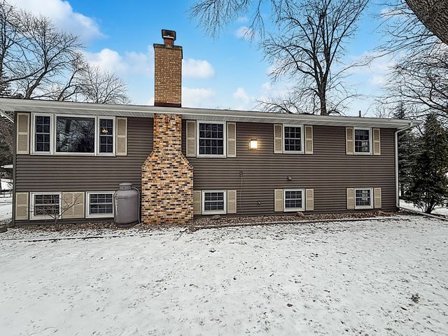 619 N 10th Street, Montevideo, MN 56265