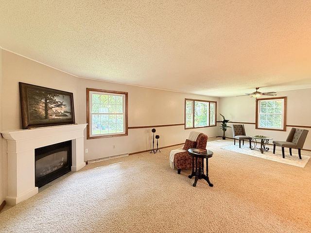 619 N 10th Street, Montevideo, MN 56265