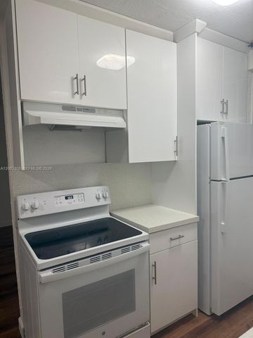 160 NE 55th St 2, Miami, FL 33137