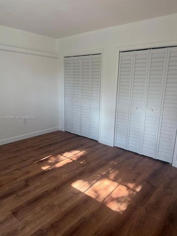 160 NE 55th St 2, Miami, FL 33137