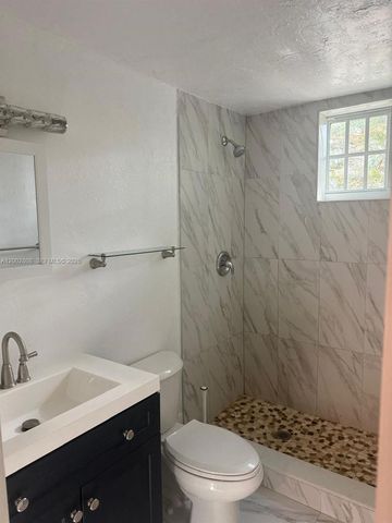 160 NE 55th St 2, Miami, FL 33137