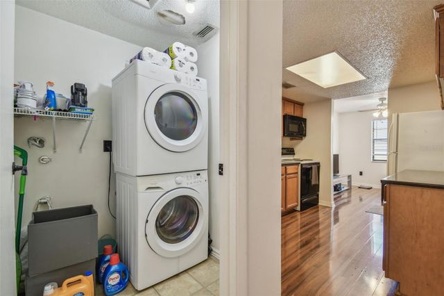 134 SYCAMORE LANE H, Oldsmar, FL 34677