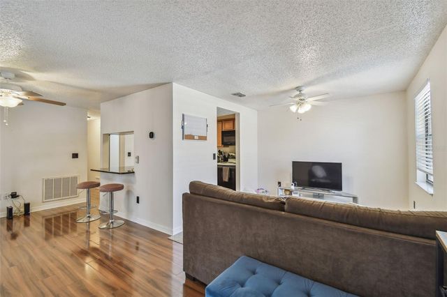 134 SYCAMORE LANE H, Oldsmar, FL 34677