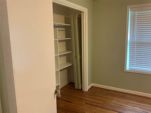 1421 N 9th Street, Midlothian, TX 76065
