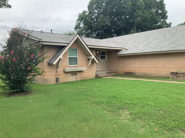 1421 N 9th Street, Midlothian, TX 76065