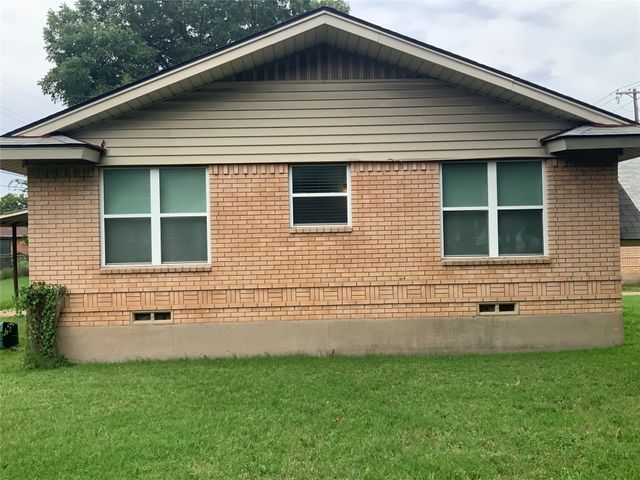 1421 N 9th Street, Midlothian, TX 76065