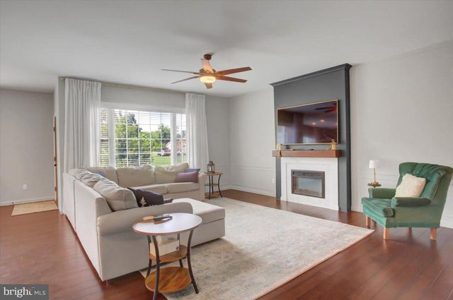 1857 CARRERA DRIVE, Chambersburg, PA 17202