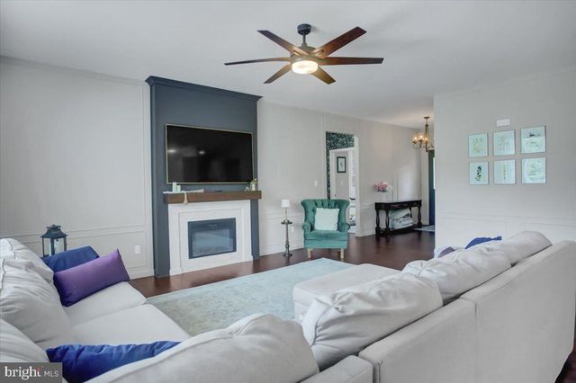 1857 CARRERA DRIVE, Chambersburg, PA 17202