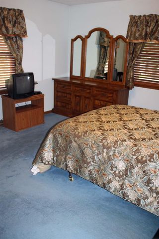 602 E Sunrise Street, New Hampton, IA 50659