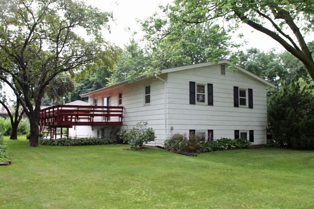602 E Sunrise Street, New Hampton, IA 50659