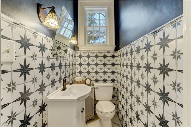 11948 Nc Highway 87, Eden, NC 27288